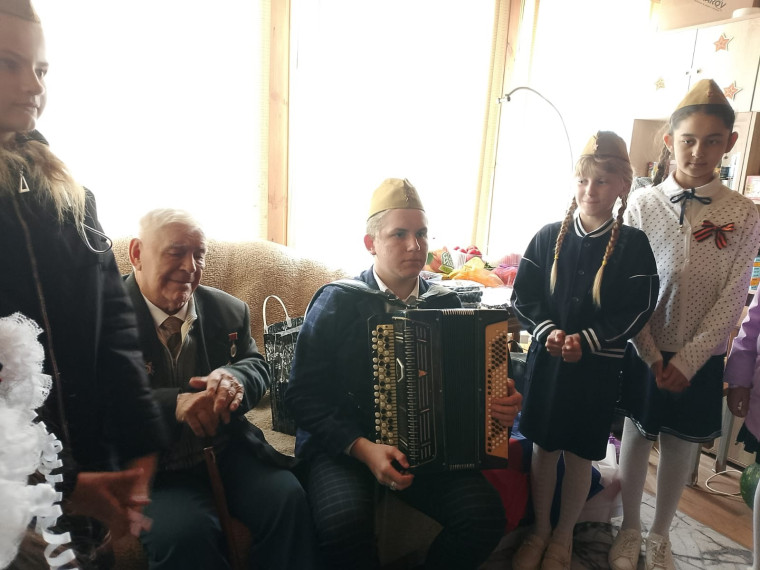 Поздравление ветерана.